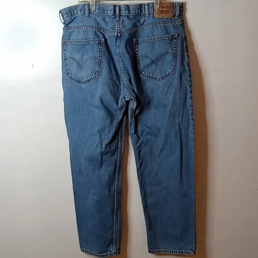 Levi 550 men's size 42X32 relaxed fit denim jeans. Athleisure